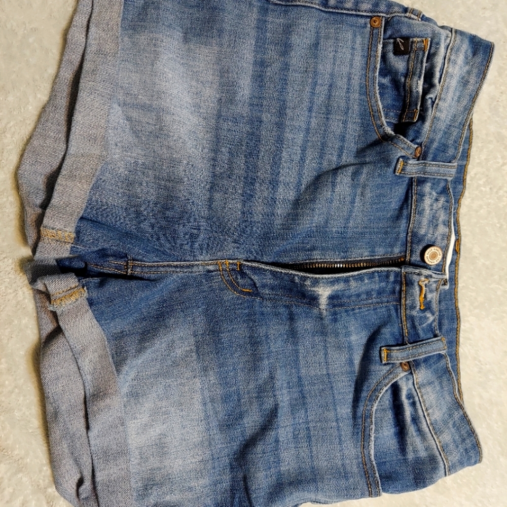 Kankan size large shorts